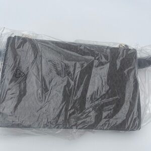 NWT Michael Kors Black and Tan Belt Bag in XL